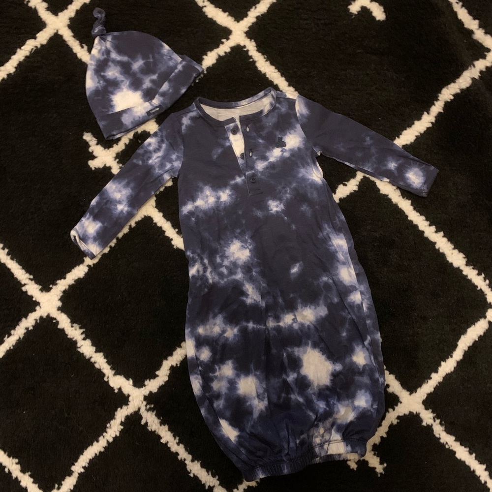 Baby gown & hat - tie dye